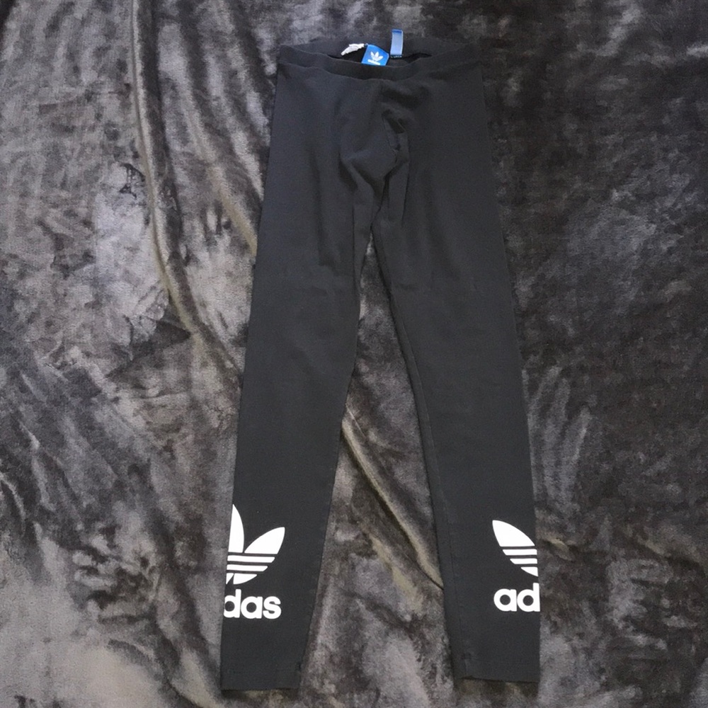 Black and white adidas leggings